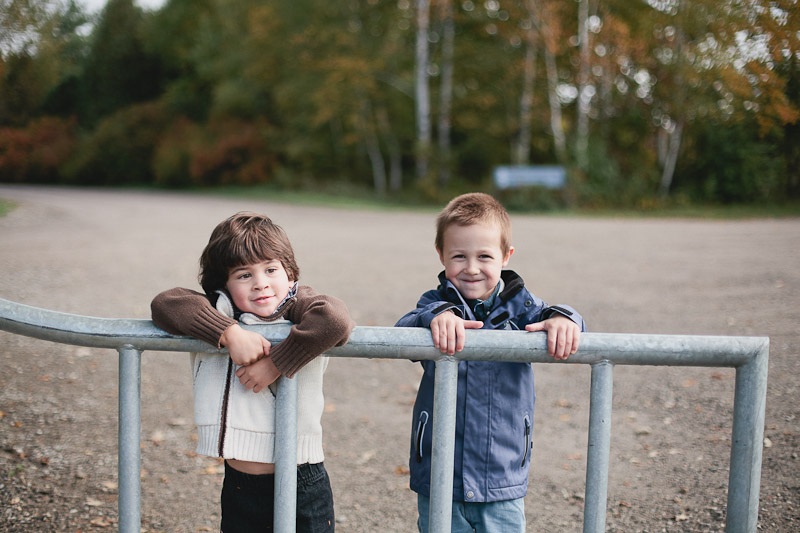 family-portrait-photographer-toronto-natural-fun-family-photography-janice-yi-photography-12.jpg