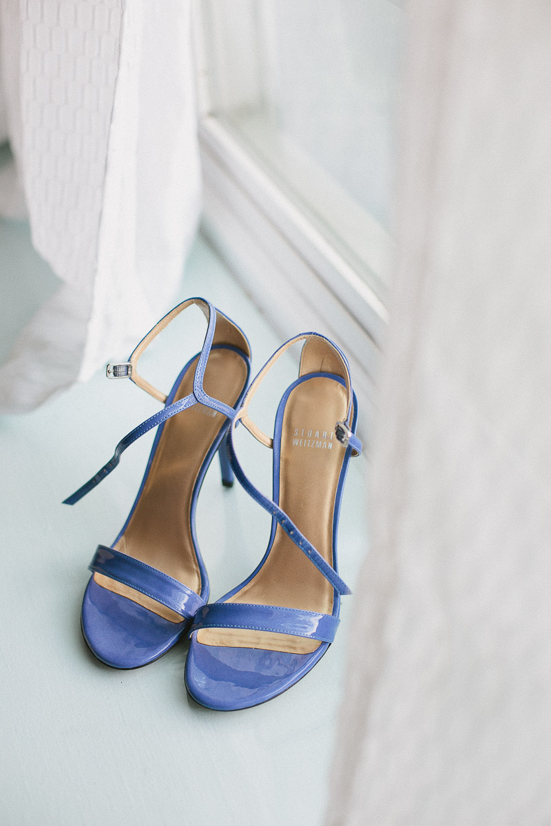 hamilton-wedding-photographer-sexy-wedding-shoes-janice-yi-photography-15