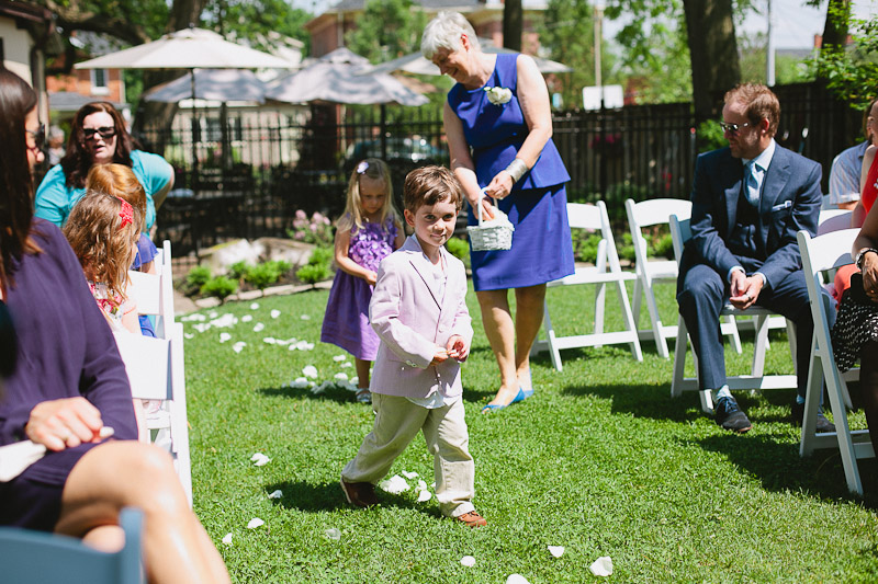 quatrefoil-wedding-photo-dundas-photojournalistic-wedding-photography-foodie-wedding-40