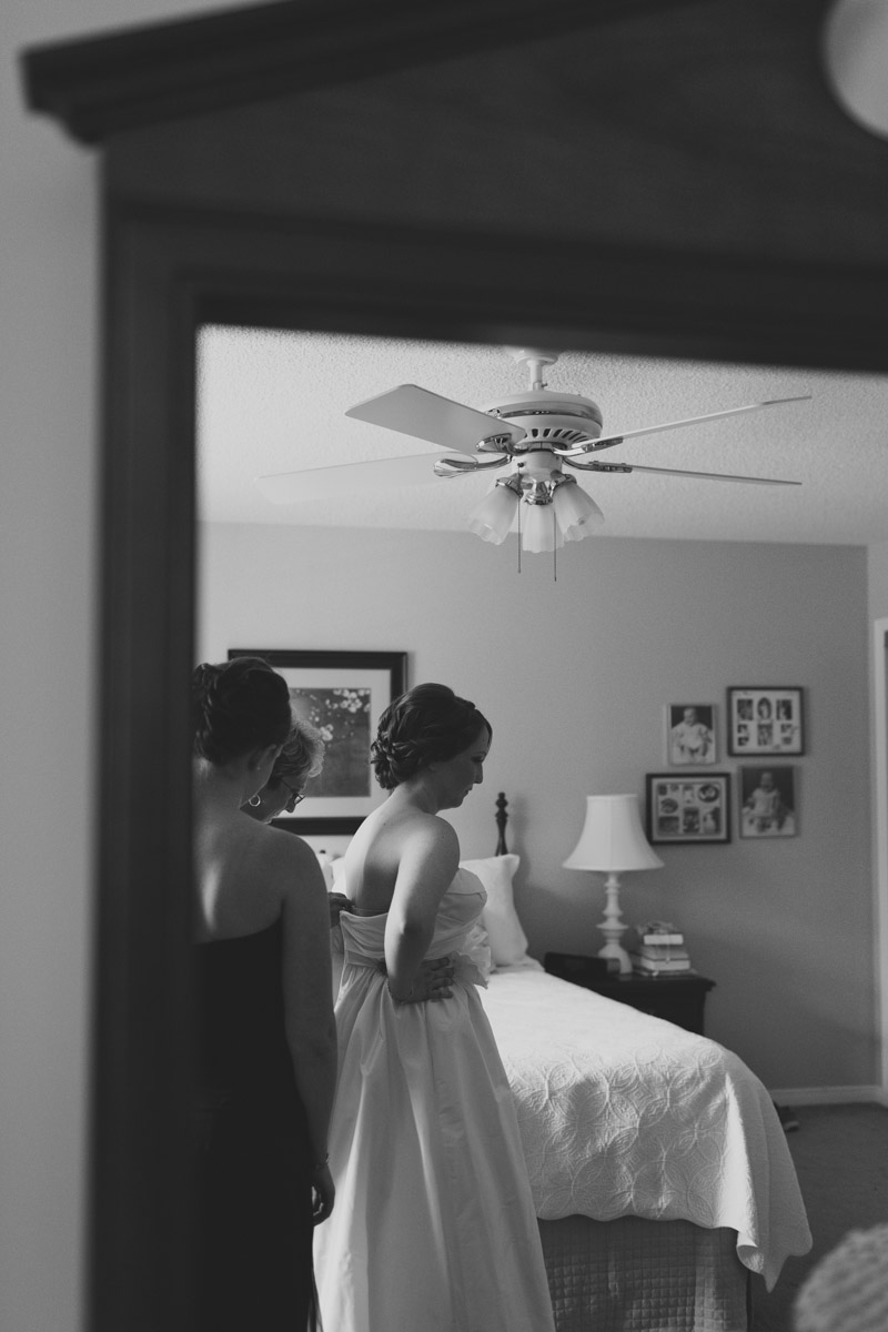 documentary-wedding-photographer-toronto-janice-yi-photography-16