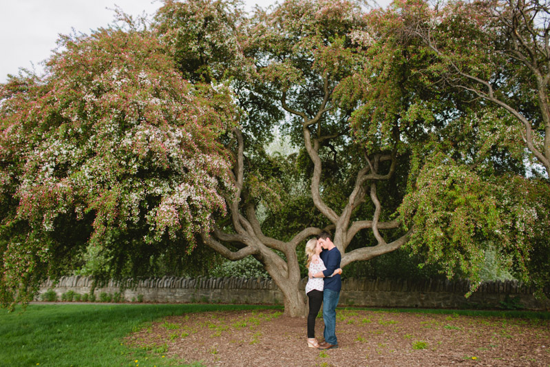 janice-yi-photography-engagement-photography-hamilton-relaxed-engagement-photos-18