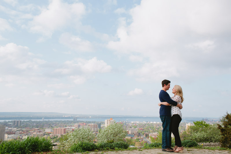 janice-yi-photography-engagement-photography-hamilton-relaxed-engagement-photos-21