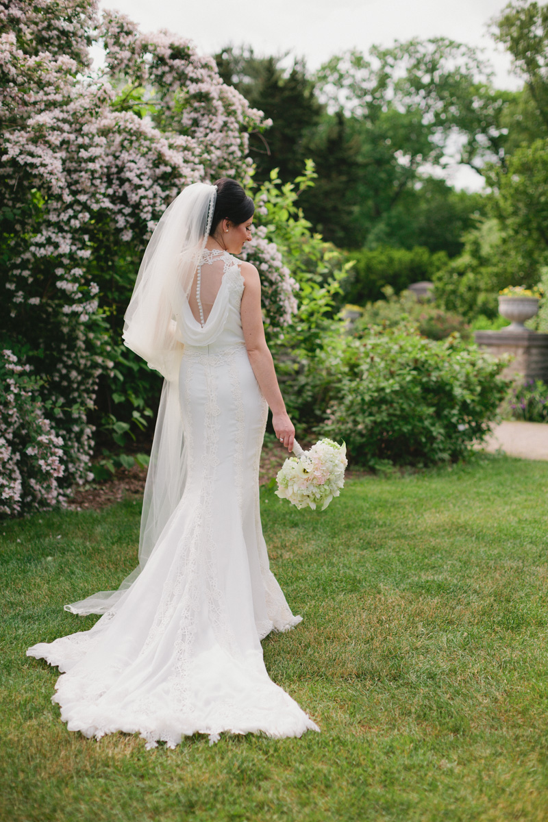 garden-bride-portrait