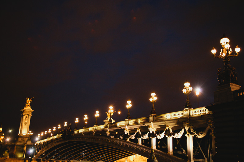 paris-pont-alexandre-iii-bridge-evening-photo