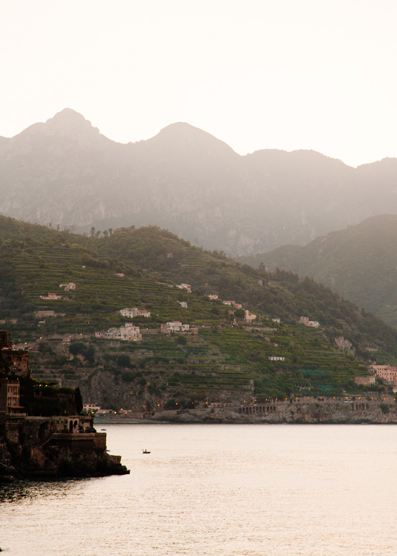 ravello-amalfi-coast-sunrise