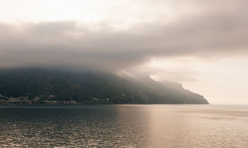 ravello-amalfi-coast-sunrise