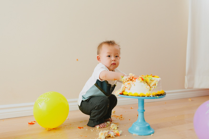 toronto-baby-photography-cake-smash-session-16