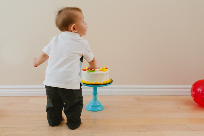 toronto-baby-photography-cake-smash-photo-session