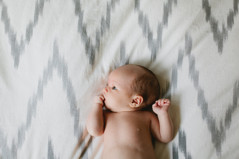 toronto-newborn-photographer-lifestyle-newborn-photography-33