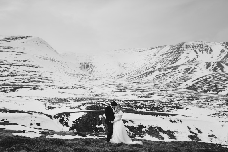 iceland wedding pictures