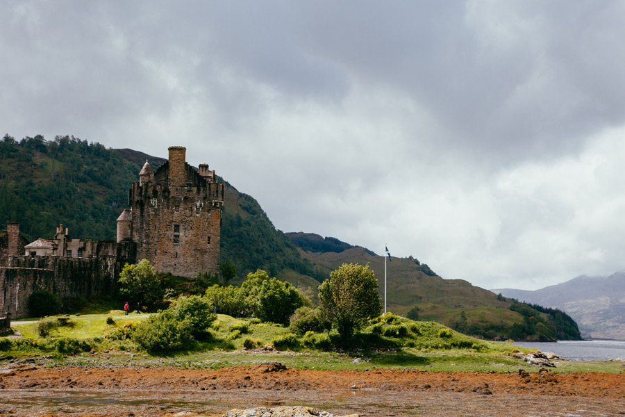 eilean donan castle photo