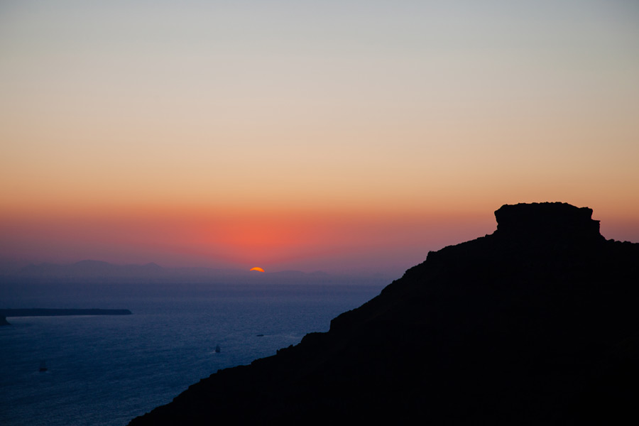 sunset santorini photos