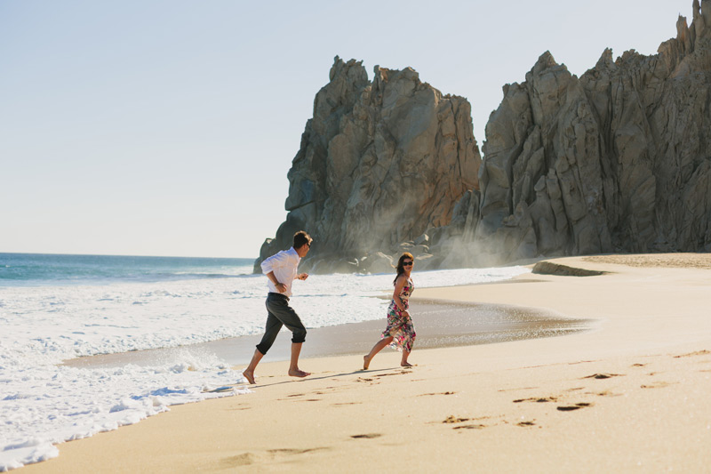 lovers beach portrait session