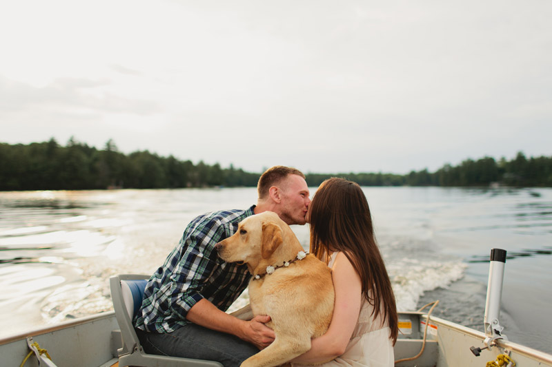 bohemian-cottage-engagement-photos-035