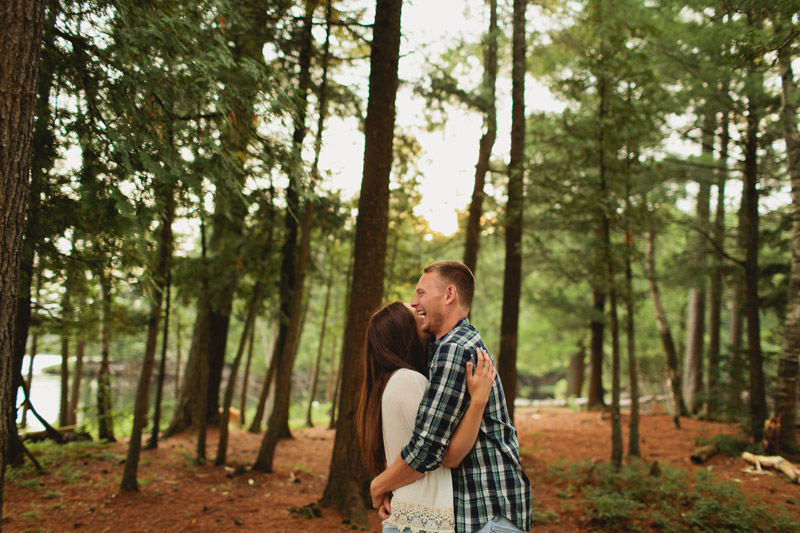 bohemian-cottage-engagement-photos-050