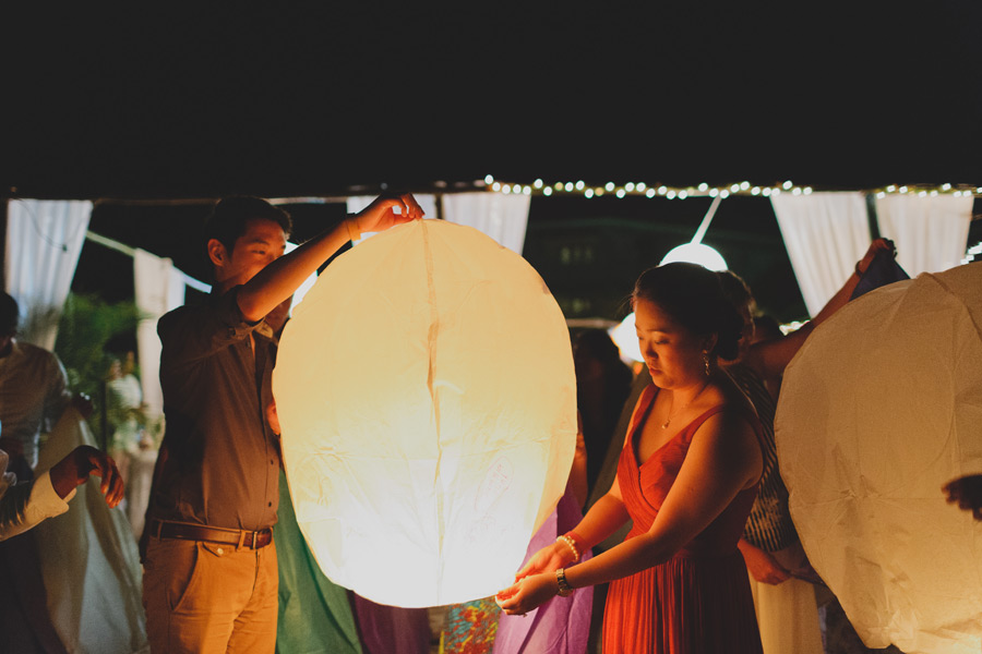 Lantern lighting weddings