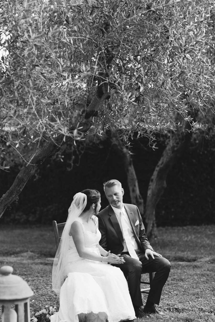 classic black and white wedding picture