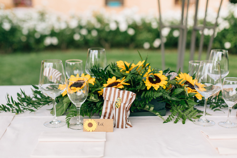 sunflower themed Tuscany wedding