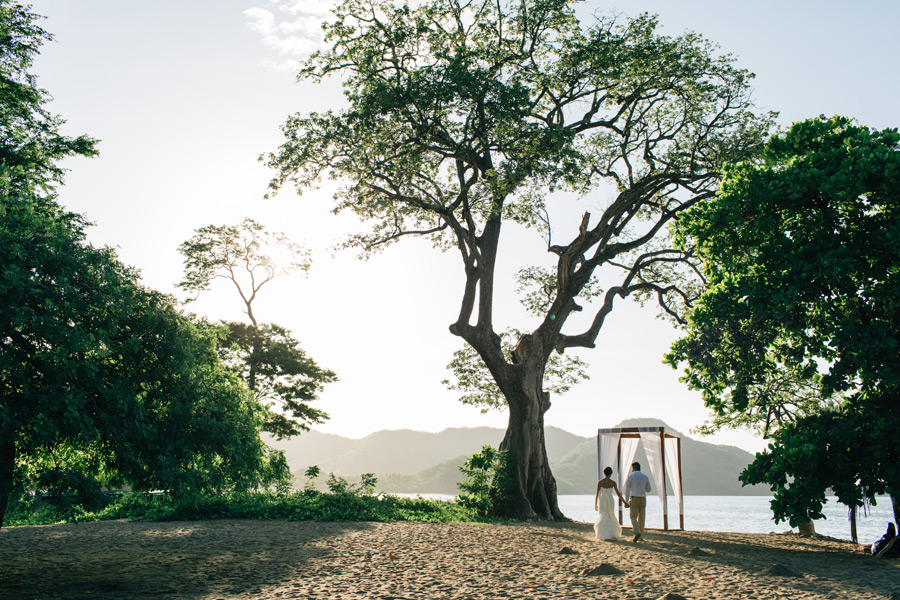 costa rica wedding photographer