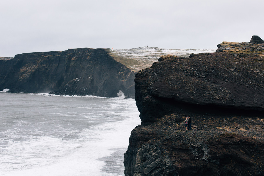 Iceland dyrholaey engagement photos