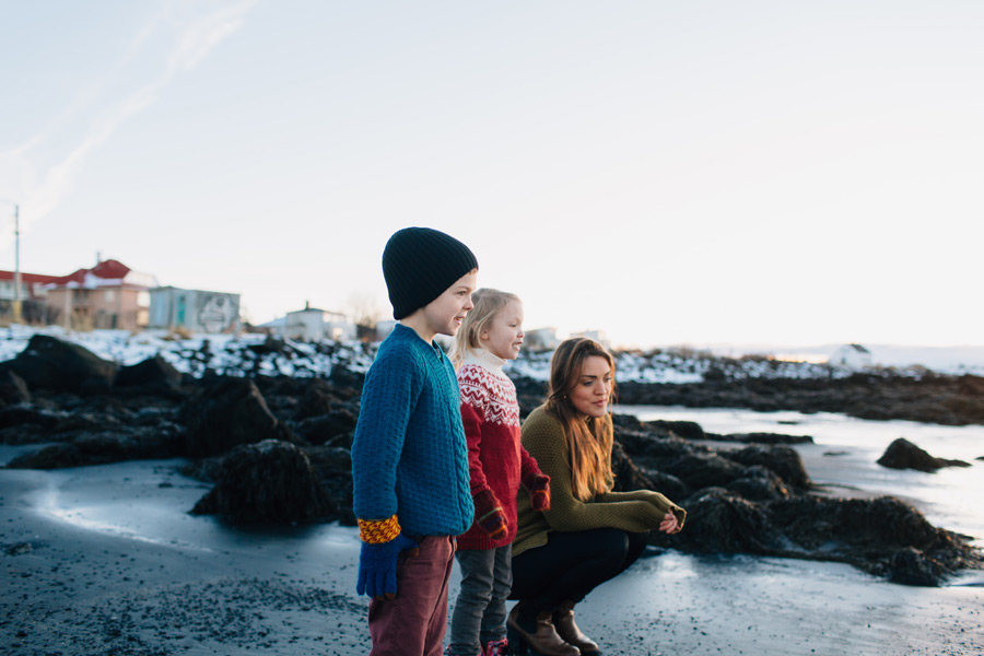 029-iceland-family-photographer