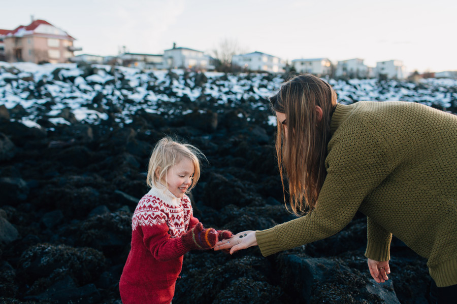 043-iceland-family-photographer