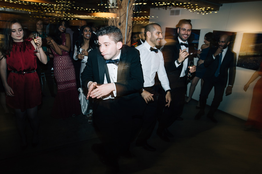 fun wedding dance photos