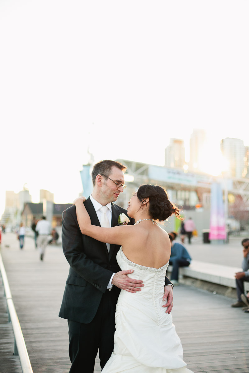 argonaut-rowing-club-wedding-photojournalistic-wedding-photography-toronto-janice-yi-photography-96.jpg