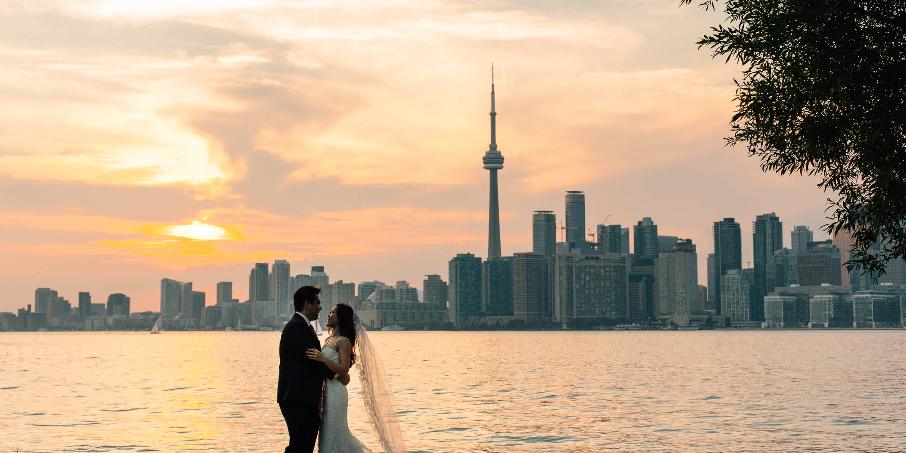 Royal Canadian Yacht Club wedding